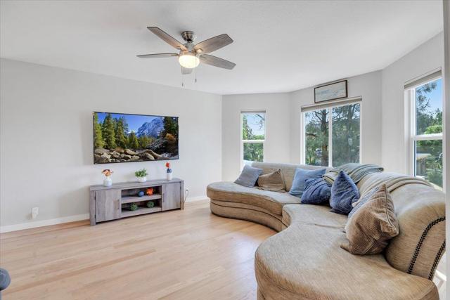 475 Sunrise Road, Copperopolis CA: https://media.crmls.org/mediaz/04b07980-831e-4fe8-9b20-d3b4c9c9a6ed.jpg