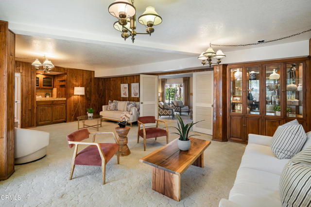 Detail Gallery Image 14 of 52 For 1400 Valley View Rd #1,  Glendale,  CA 91202 - 4 Beds | 3/1 Baths