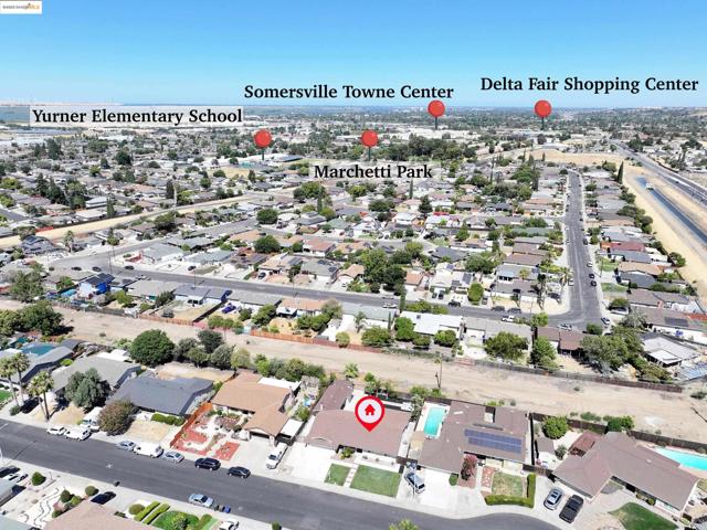 2086 Oakridge Ln, Pittsburg CA: https://media.crmls.org/mediaz/04b361bb-268f-4ebe-8e96-844f1f364c59.jpg
