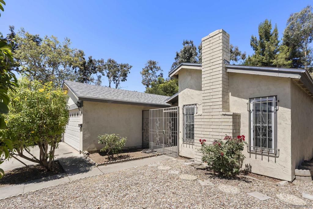 MLS #250035175SD img 1