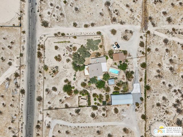 22950 Henry Road, Desert Hot Springs CA: https://media.crmls.org/mediaz/04b53e75-1bd8-45a3-9f4e-684dbd05b958.jpg