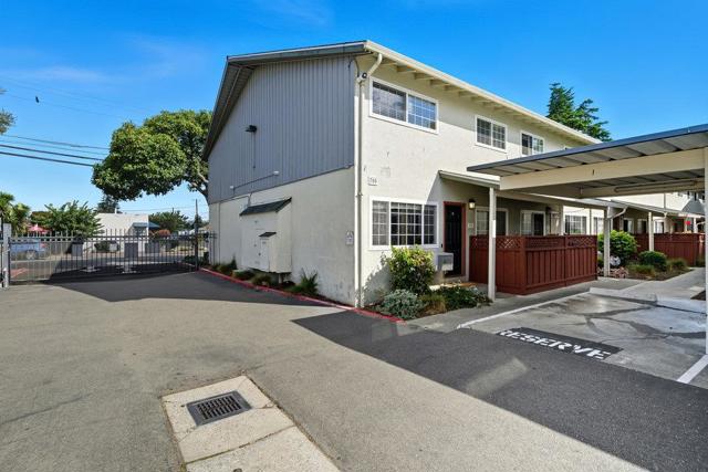 700 Fargo Avenue, San Leandro CA: https://media.crmls.org/mediaz/04b55bcd-9df6-4e57-9382-447364e13a7d.jpg