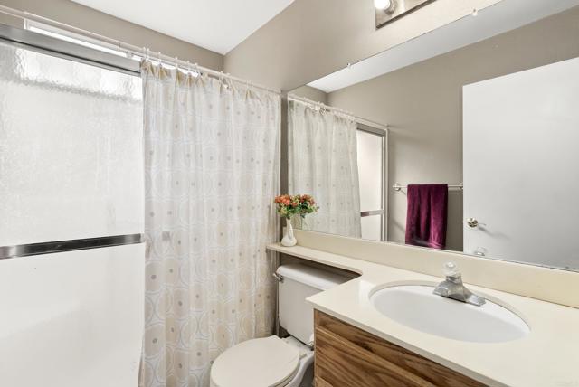 Detail Gallery Image 27 of 41 For 117 Shady Oak Road, San Diego,  CA 92114 - 4 Beds | 3 Baths