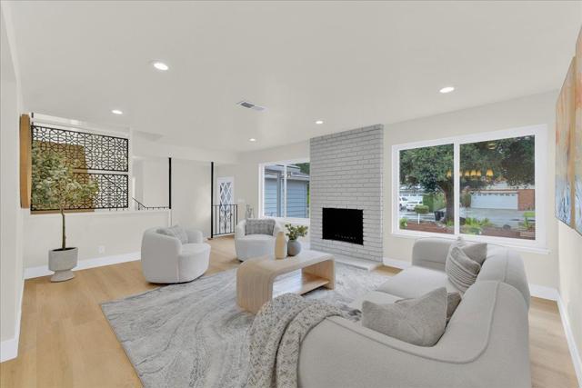 2828 Monte Cresta Way, San Jose CA: https://media.crmls.org/mediaz/04b6920d-105a-4308-baf6-9ca0649dd956.jpg