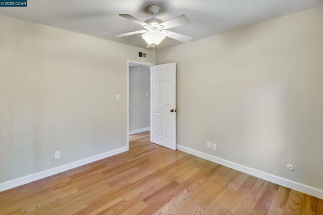 1598 Schenone Ct, Concord CA: https://media.crmls.org/mediaz/04b8719e-1f1a-45c7-aa93-4452ca53a4aa.jpg