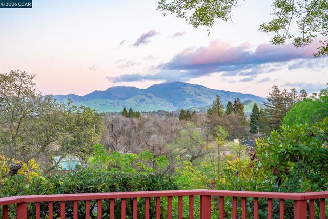 Details for 2081 Essenay Ave, Walnut Creek, CA 94597