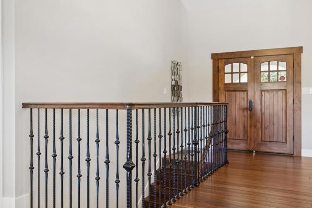 1647 Overland Drive, San Mateo CA: https://media.crmls.org/mediaz/04b98ae0-d154-4b4d-bef8-25af4b1a21de.jpg