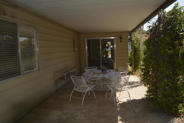 2250 Broadway, Escondido, California 92026, 2 Bedrooms Bedrooms, ,2 BathroomsBathrooms,Residential,For Sale,Broadway,240021261SD