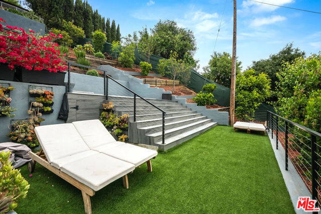 3701 Multiview Drive, Los Angeles CA: https://media.crmls.org/mediaz/04bafd10-32a9-4211-9d92-dcab4e0e27b5.jpg