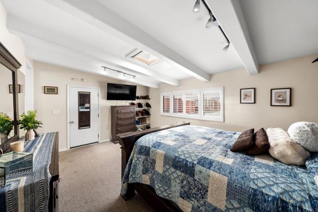 Image 18 of 73 For 13610 Willow Rd.