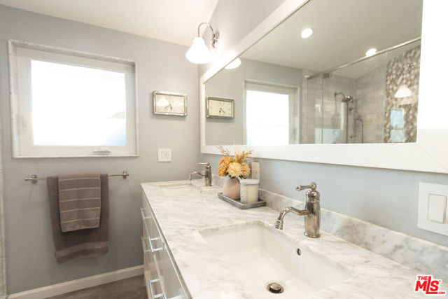 8510 Capistrano Avenue, West Hills CA: https://media.crmls.org/mediaz/04bd9bc1-50d4-4efd-ac13-dd1a39a64fd5.jpg