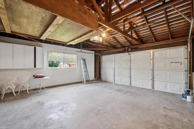 1284 Mandarin Drive, Sunnyvale CA: https://media.crmls.org/mediaz/04bda896-b013-4fb0-a4a3-2cadd5575373.jpg