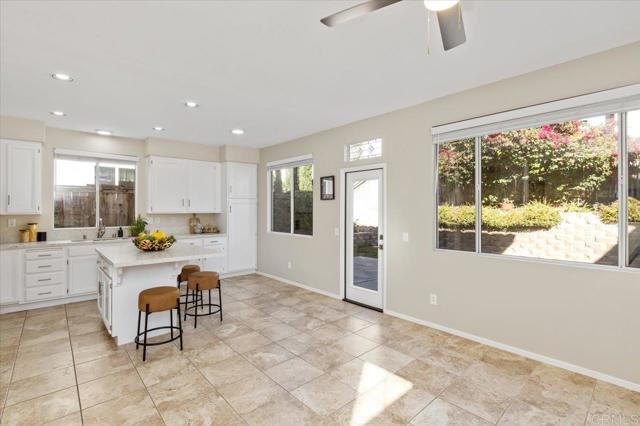 Image 17 of 47 For 230 Venetia Way