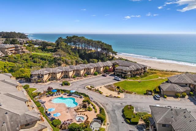 16 Seascape Resort Drive, Aptos CA: https://media.crmls.org/mediaz/04beaf79-4c32-4cb3-b14c-16df485095cc.jpg