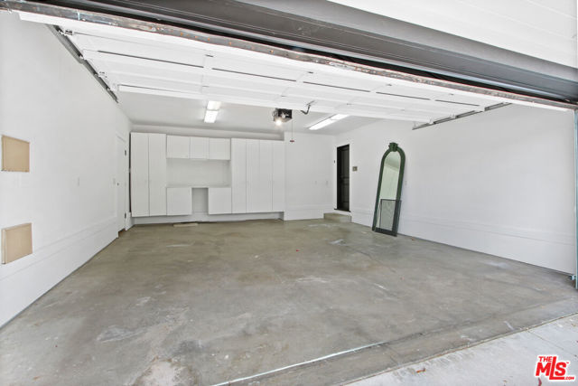 3553 Cody Road, Sherman Oaks CA: https://media.crmls.org/mediaz/04c02819-0af5-4d70-9f15-30f994049f9f.jpg