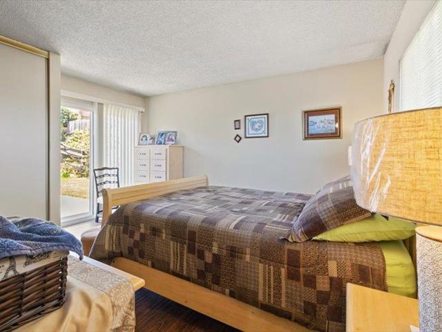 74 Meadow Terrace, Watsonville CA: https://media.crmls.org/mediaz/04c0bbc0-fd29-4cdf-8d84-b131321d1341.jpg