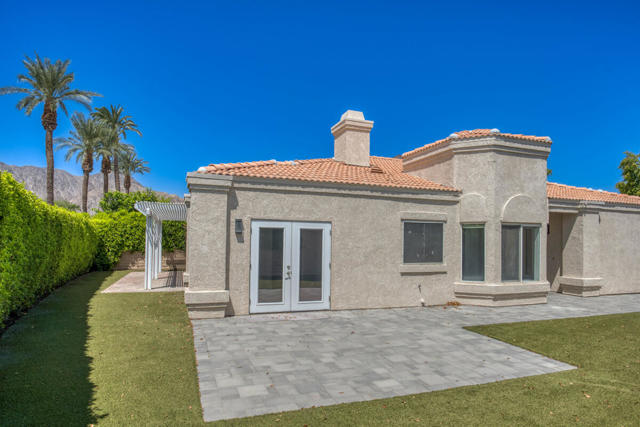 48211 Vista De Nopal, La Quinta CA: https://media.crmls.org/mediaz/04c132c6-b815-4b5d-9290-5d1b821fa456.jpg