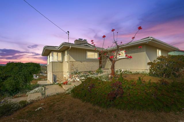 Detail Gallery Image 2 of 60 For 5884 Redondo Dr, Bonsall,  CA 92003 - 2 Beds | 2 Baths