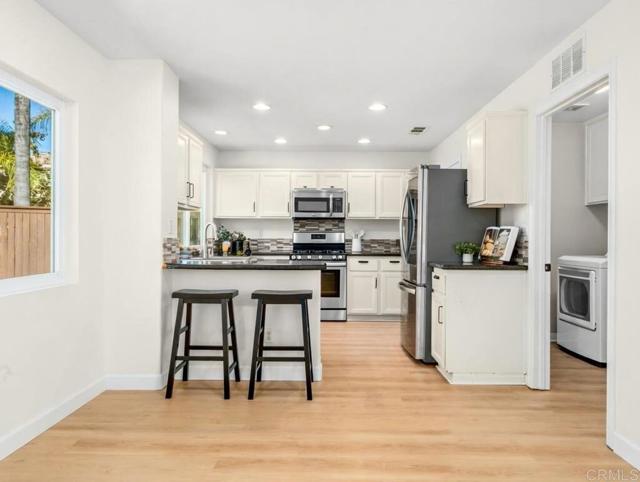 Detail Gallery Image 12 of 38 For 40595 Heyerdahl Ave, Murrieta,  CA 92563 - 4 Beds | 2 Baths