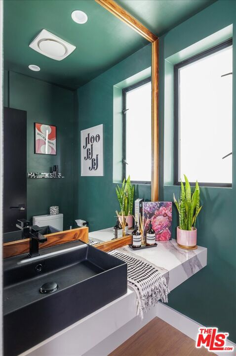 3225 Rowena Avenue, Los Angeles CA: https://media.crmls.org/mediaz/04c36f91-2b0d-4aa5-8fa5-9fb0f1b95988.jpg