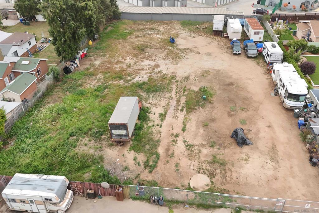 MLS #250026772SD img 9