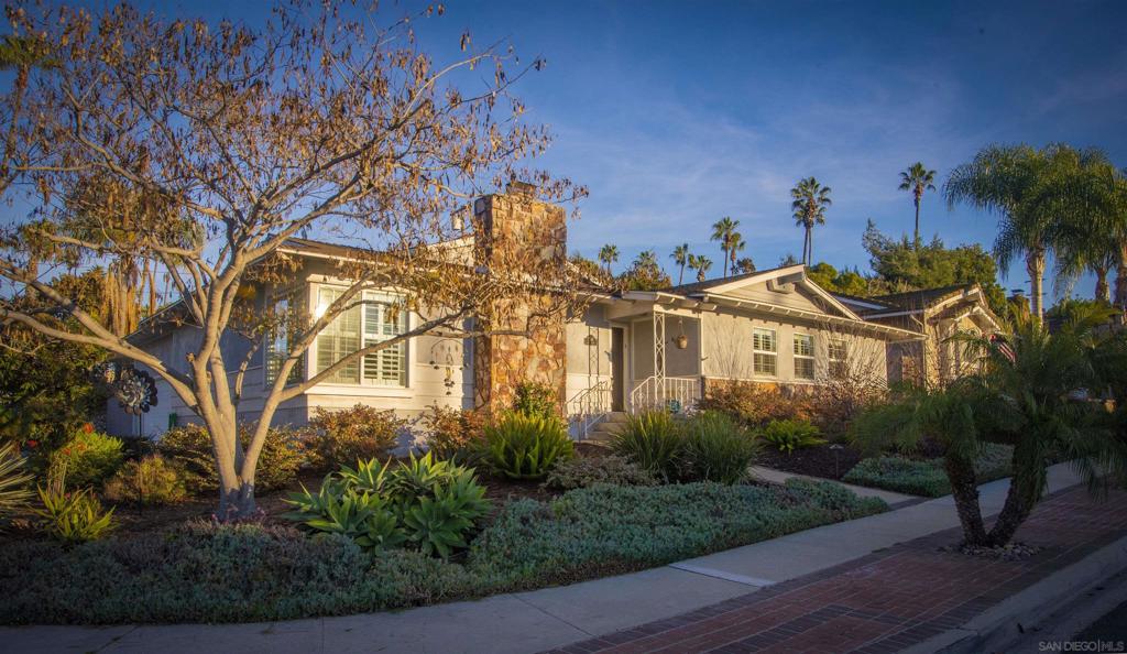 5645 Urban Dr, La Mesa, CA 91942