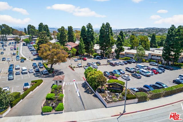 394 S MIRALESTE Drive, San Pedro CA: https://media.crmls.org/mediaz/04c3f203-895d-48a5-9e9d-b8d454455a3b.jpg