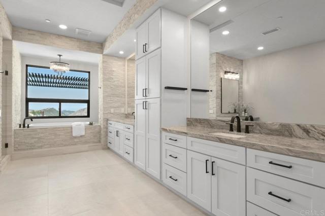 573 Lilac Ranch Rd, Alpine CA: https://media.crmls.org/mediaz/04c4ccd2-daf8-402e-9375-cd0093d8c0c9.jpg