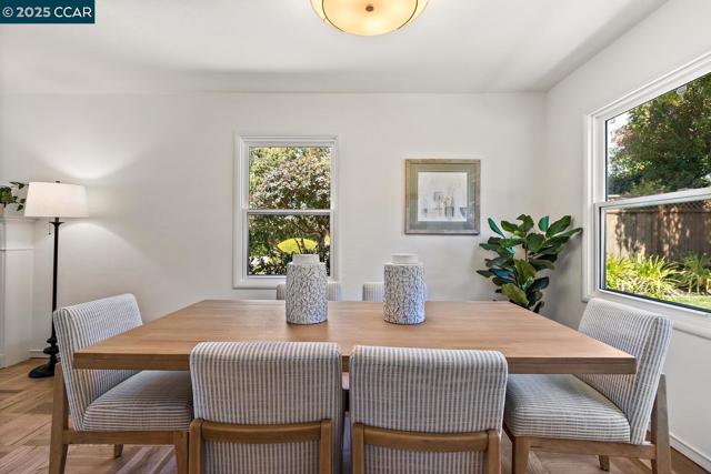 151 Andrea Drive, Walnut Creek CA: https://media.crmls.org/mediaz/04c52033-3e0b-4226-932e-dfa0c989d305.jpg