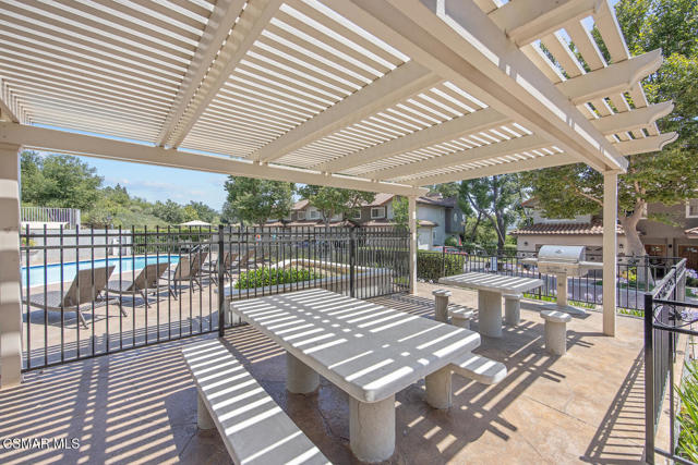 3109 E Hillcrest Drive, Westlake Village CA: https://media.crmls.org/mediaz/04c62163-5989-4a62-b986-c3078bd31669.jpg