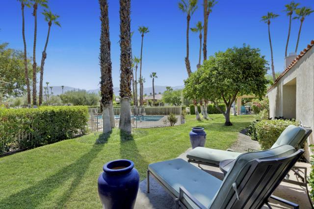 306 Forest Hills Drive, Rancho Mirage CA: https://media.crmls.org/mediaz/04c754cc-048e-4cd0-b9f9-f08b4921ec60.jpg