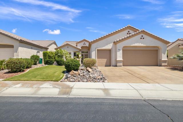 78688 Sunrise Canyon Avenue, Palm Desert CA: https://media.crmls.org/mediaz/04c86bc9-313c-40eb-b4f5-13e9626d6ca6.jpg