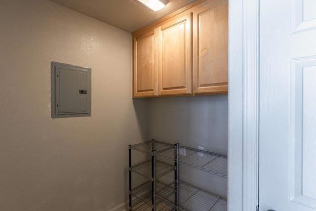 3141 Ocean Terrace, Marina CA: https://media.crmls.org/mediaz/04c904e8-977f-4090-a65d-55e4e28444b6.jpg