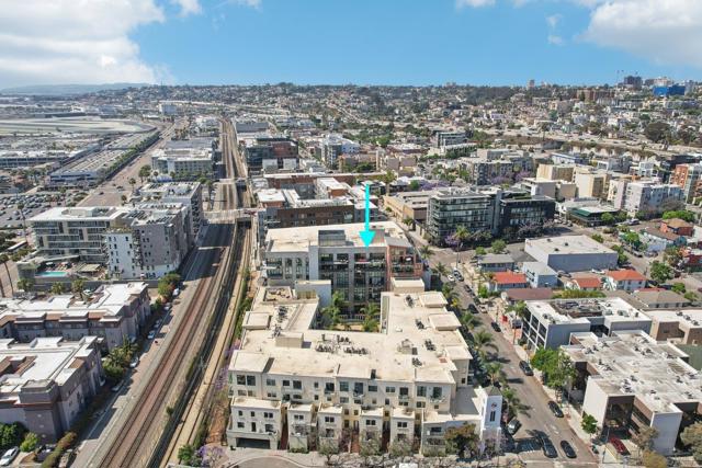 1780 Kettner Blvd, San Diego CA: https://media.crmls.org/mediaz/04c9ca52-c9f8-481c-b1c8-3c66b74a82ac.jpg
