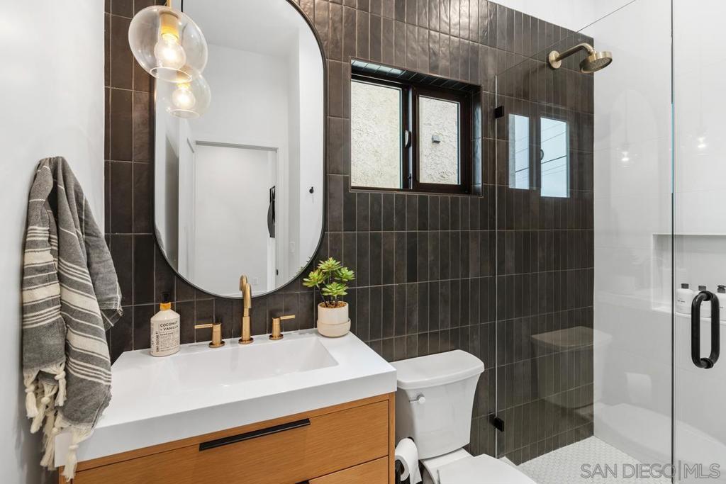 MLS #250042167SD image #14