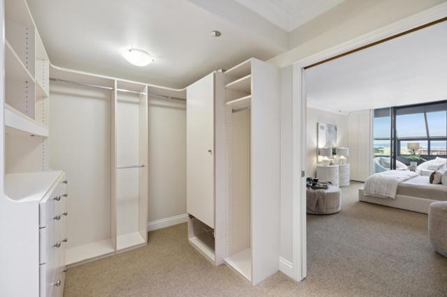 555 Laurel Avenue, San Mateo CA: https://media.crmls.org/mediaz/04cac006-22d2-4707-8418-dd373eeea6a2.jpg