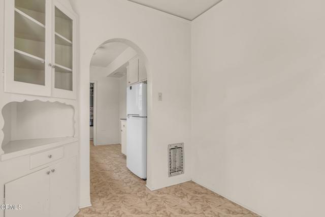4419 4419 1/2 Corliss Street, Los Angeles CA: https://media.crmls.org/mediaz/04cb89d8-751d-4519-ac67-9c0b431b6c1b.jpg