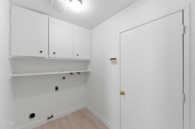 Detail Gallery Image 32 of 48 For 6397 Loma Vista Rd, Ventura,  CA 93003 - 4 Beds | 2/1 Baths