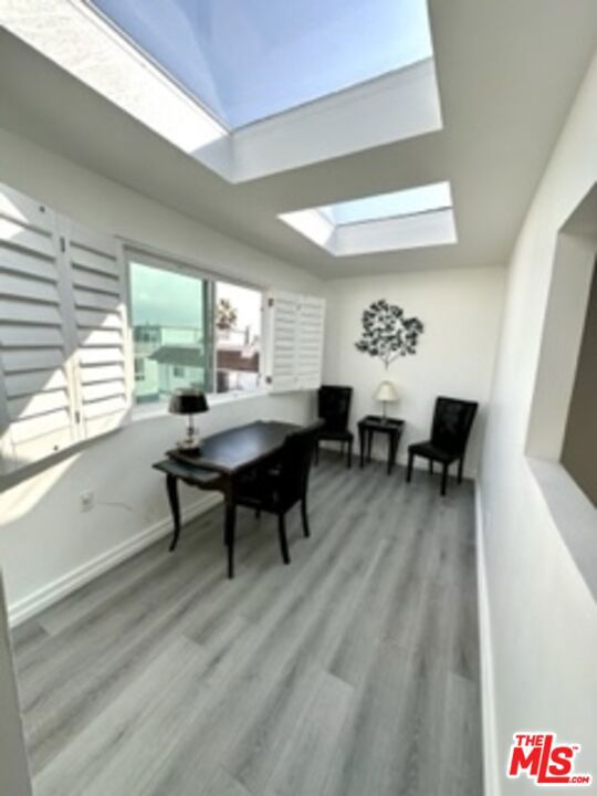 Image 36 of 58 For 14 Mast Street