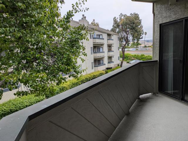 25938 Kay Avenue, Hayward CA: https://media.crmls.org/mediaz/04cce41d-182e-4e91-8288-fba5d009bc27.jpg