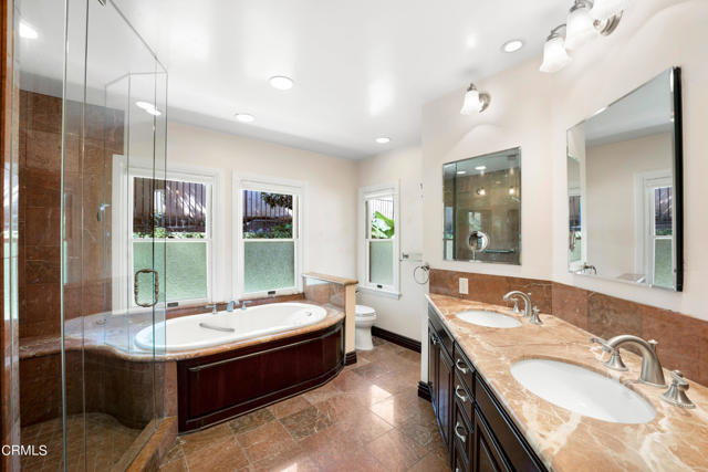 Detail Gallery Image 17 of 31 For 419 Brakey Rd, Ventura,  CA 93001 - 4 Beds | 3 Baths
