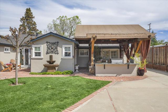 14843 Holden Way, San Jose CA: https://media.crmls.org/mediaz/04ce23b0-3c86-4c74-81d8-490fec98a384.jpg