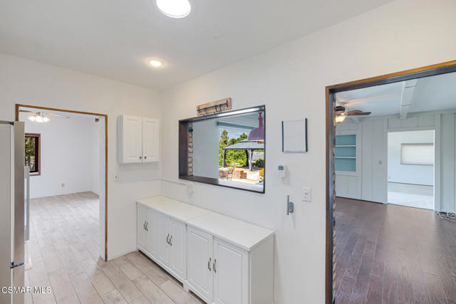 1585 Loma Drive, Ojai CA: https://media.crmls.org/mediaz/04ce4720-f7e7-4574-853a-b6be7e4b3fae.jpg