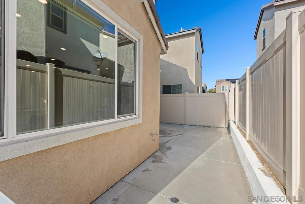 MLS #250042612SD image #39