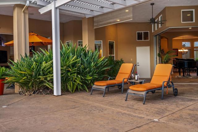 2772 Firebrand Drive, Alpine CA: https://media.crmls.org/mediaz/04cf8363-99ae-402e-b2c4-3765eb4a53be.jpg