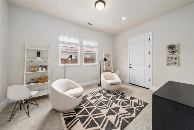 2999 Bluffs Drive, Marina CA: https://media.crmls.org/mediaz/04d04519-be43-4454-bcc4-b9a1becd61d4.jpg