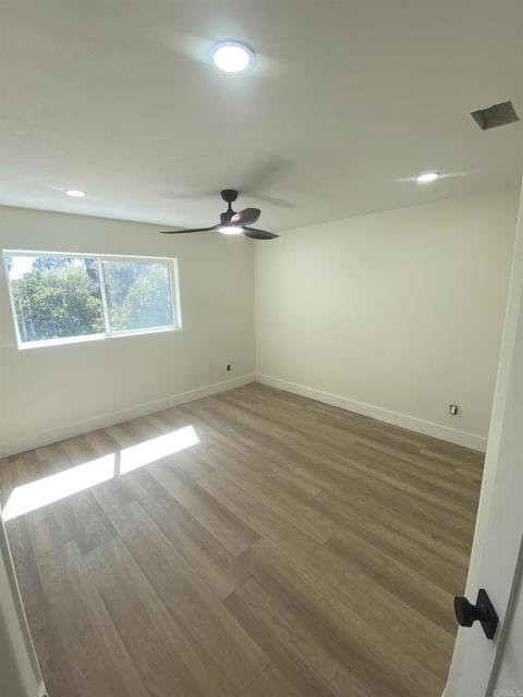 2918 Fairview Drive, Vista CA: https://media.crmls.org/mediaz/04d08c4b-0ca0-4332-9320-224512a9d906.jpg