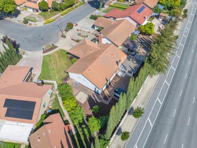 4908 Rice Drive, San Jose CA: https://media.crmls.org/mediaz/04d193ab-c9e1-4275-a75e-a45803739ff3.jpg