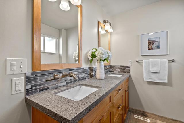 664 Bayview Drive, Aptos CA: https://media.crmls.org/mediaz/04d41560-f3e6-45e5-98bd-edd4468131c5.jpg
