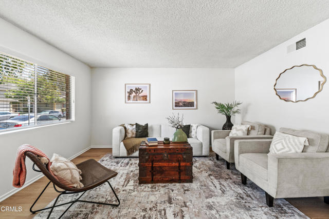 Detail Gallery Image 2 of 19 For 2585 Rudder Ave, Port Hueneme,  CA 93041 - 2 Beds | 1 Baths